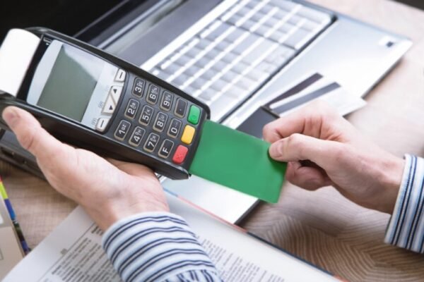 rri-credit-card-computer-trace