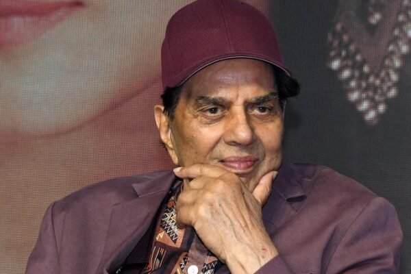 Dharmendra actor