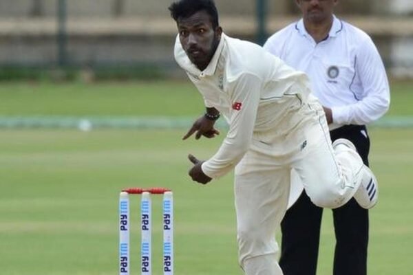 Senuran Muthusamy cricket