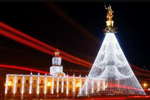 Georgia town square Christmas lights