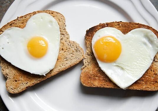 healthy egg breakfast heart health