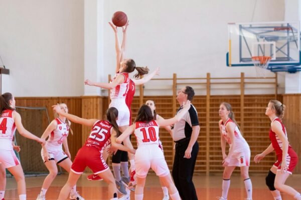 women's basketball game