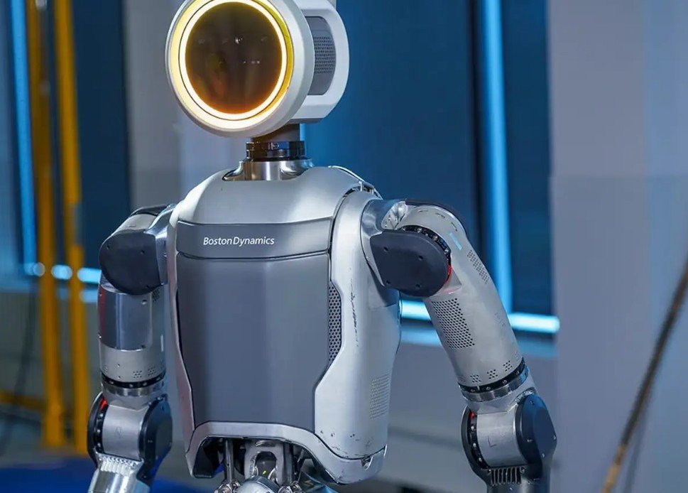 Boston Dynamics Atlas humanoid robot factory