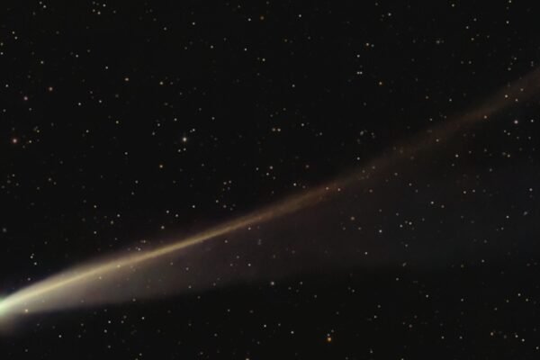 Comet C/2025 R3 night sky