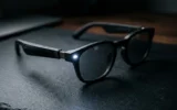Meta AI glasses white capture LED on dark frames
