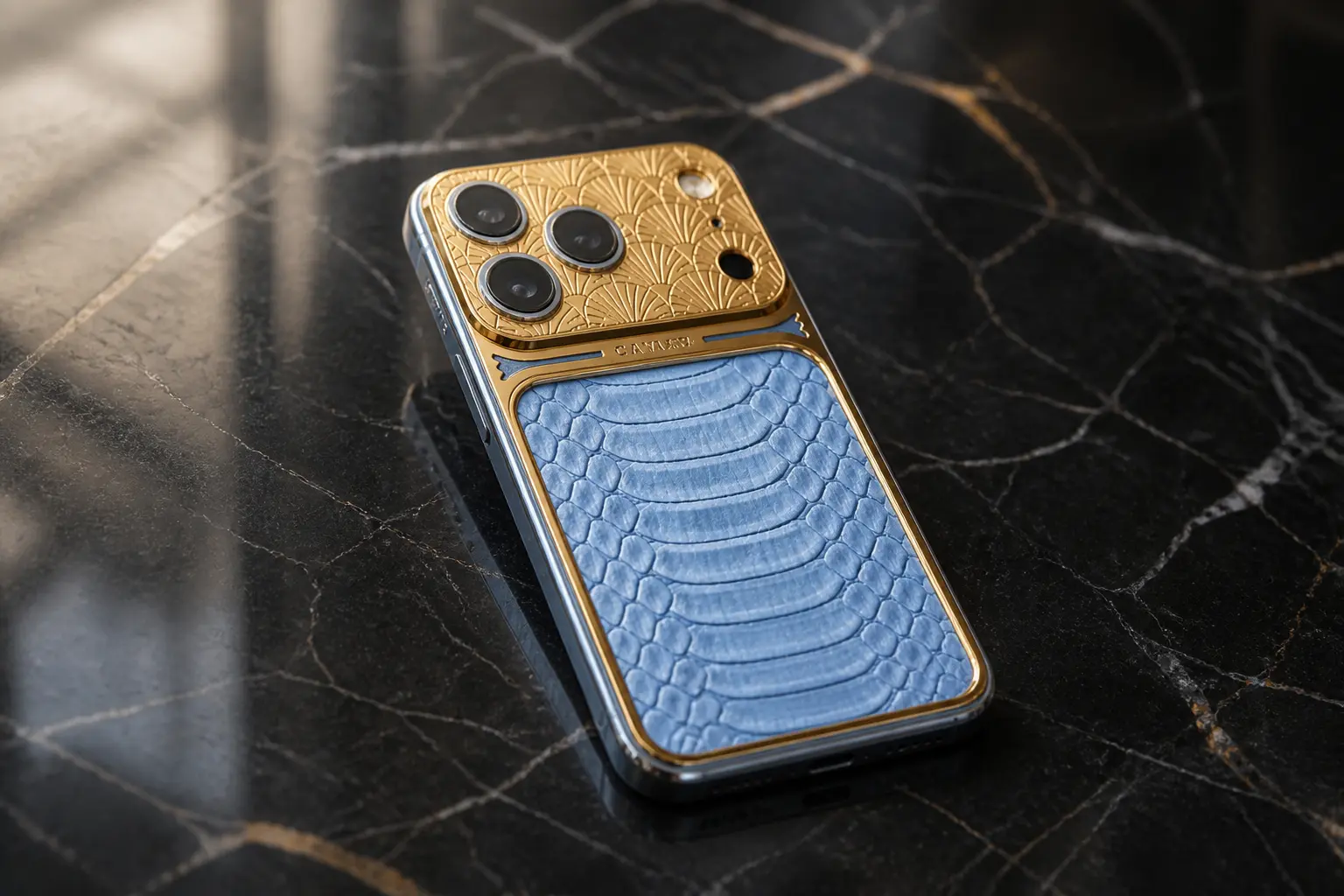 Caviar iPhone 18 Pro Royal Colors limited gold leather edition