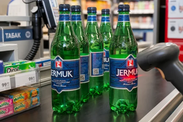 Russia blocks Armenian BJNI water bottles Chestny Znak suspension